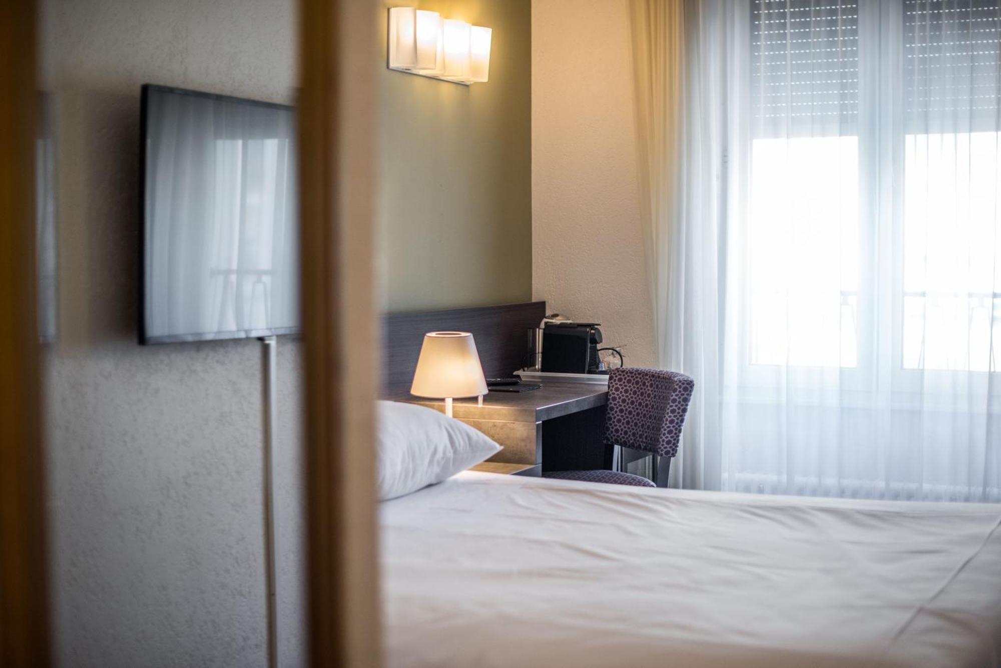 Hotel Montana Geneva Ruang foto