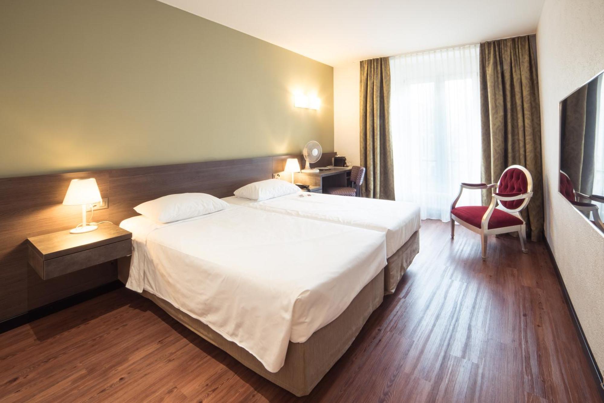Hotel Montana Geneva Ruang foto