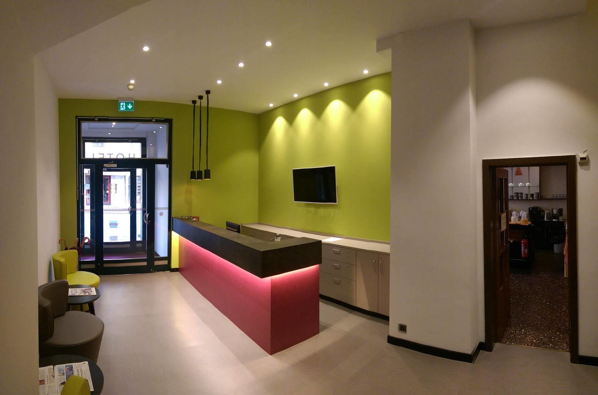 Hotel Montana Geneva Bagian luar foto